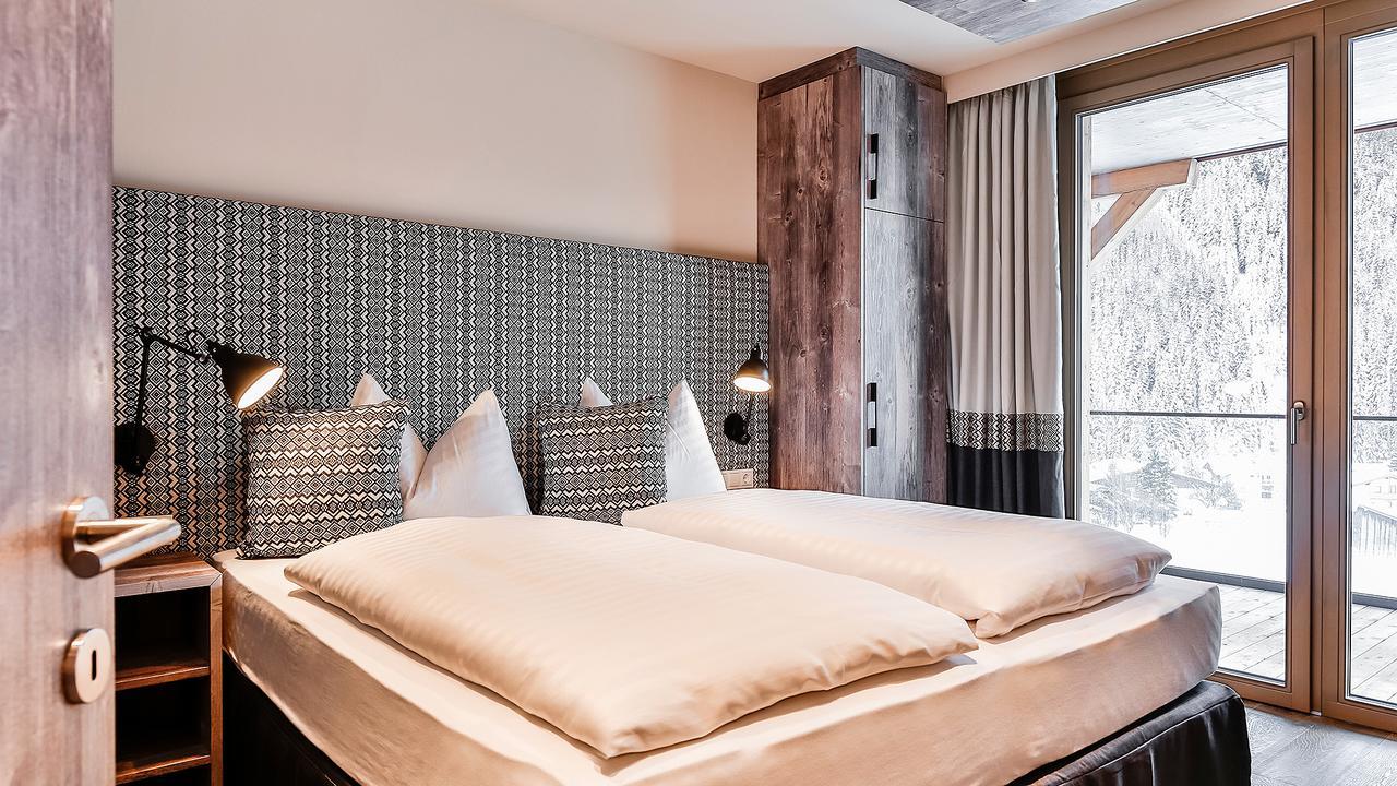 Deluxe Four-Bedroom Penthouse