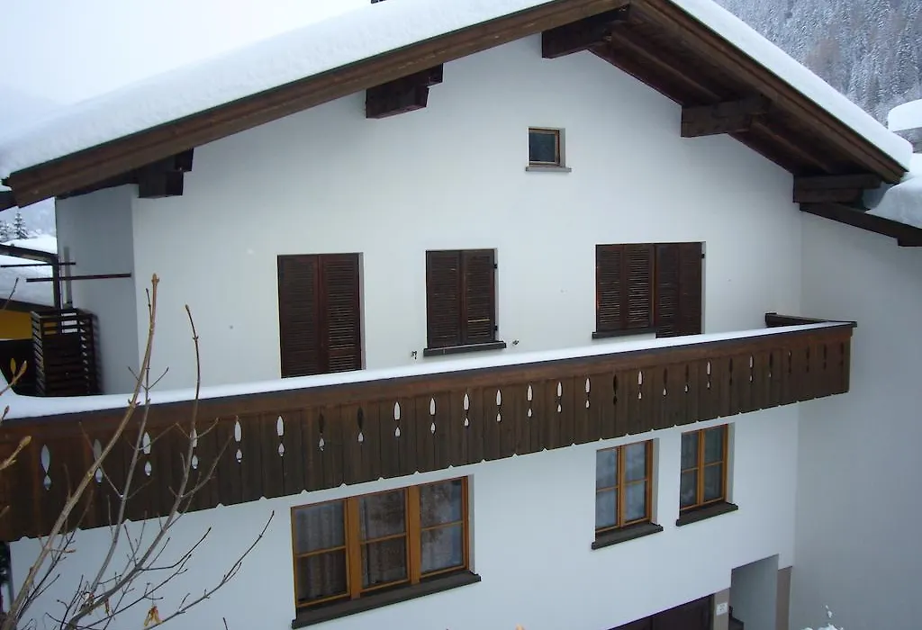 Hotel Garni Almjur-1